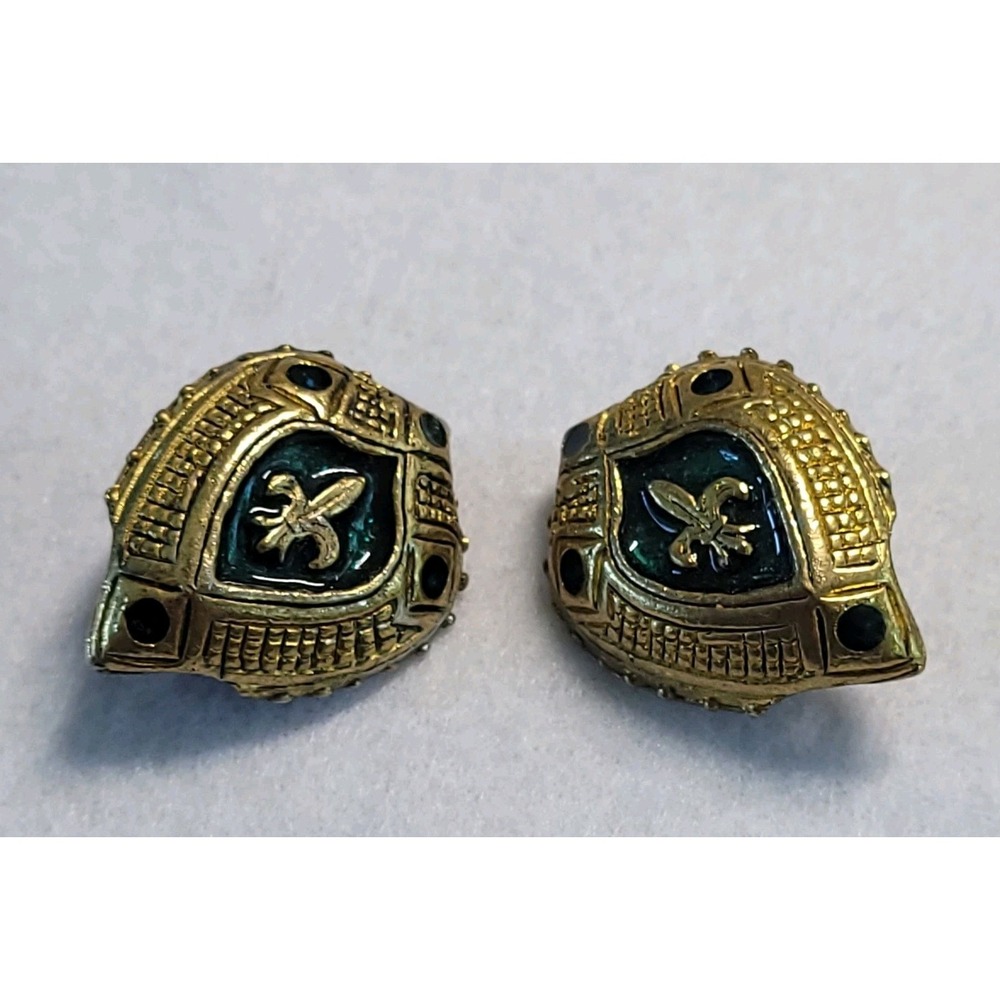 Vtg 1960s Heraldic Shield Clip On Earrings Green Enamel Fleur De Lis Crest